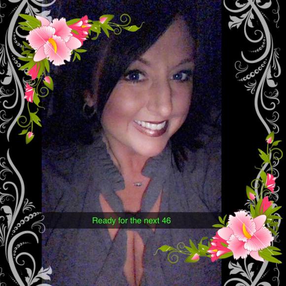 Meet your Posher, Kim - Picture 1 of 1